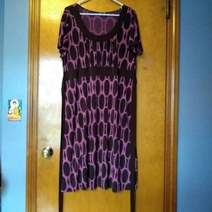 Short sleeved dress